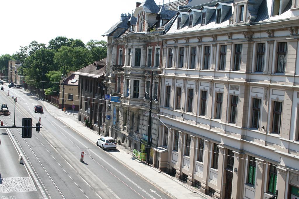 Hotelik W Centrum Торунь Экстерьер фото